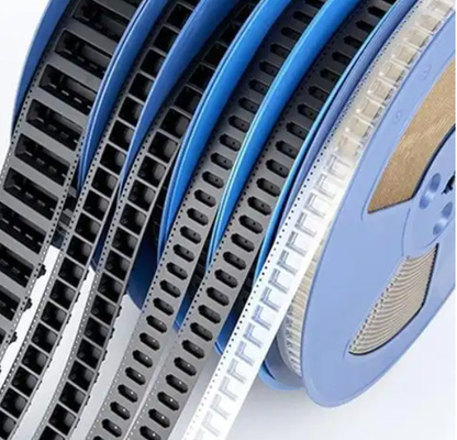 Des bandes et bobines de support en relief SMD ESD et résistantes à l'humidité pour la fabrication d'électronique