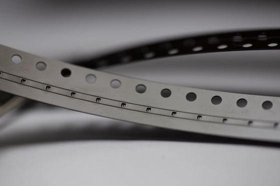 Couverture en ruban adhésif conducteur transparent noir, coffre-fort ESD permanent, pour les emballages de composants SMD/SMT