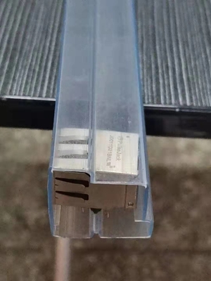 Tube de la place 10e6-10e9 ESD de PVC, tubes de expédition en plastique pour les composants électroniques