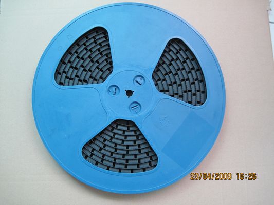 Ruban de transport gaufré PS personnalisé de 72 mm - Norme EIA pour l'emballage de composants électroniques