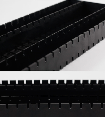 Matière plastique de plateaux en plastique d'ESD de stockage de carte PCB pour le Cleanroom